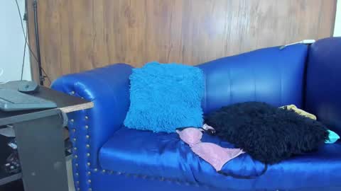 Lucy online show from 21, 2, 2025