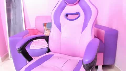 Snapshot of mature_bitch_monster_ass chatting on 10, 9, 2025 call me mommy online show from 10, 9, 2025