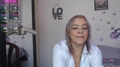 Mature liaa online show from 18, 2, 2025