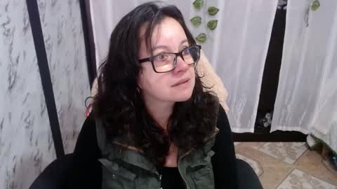 Sonia online show from 5, 3, 2025