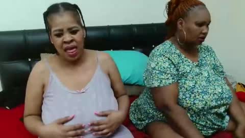 Snapshot of maturedbootyqueen chatting on 26, 3, 2026 QUEEN online show from 26, 3, 2026