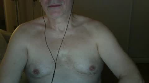 Snapshot of maturehotman chatting on 26, 2, 2025 maturehotman online show from 26, 2, 2025