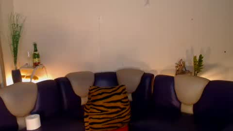 maturity_mommy_intown online show from 5, 11, 2025