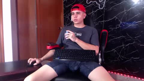 Matias online show from 27, 1, 2025