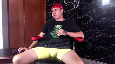 Matias online show from 27, 2, 2025