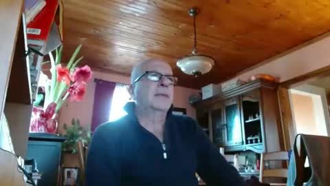 Snapshot of mauriceandre chatting on 9, 1, 2025 Maurice online show from 9, 1, 2025