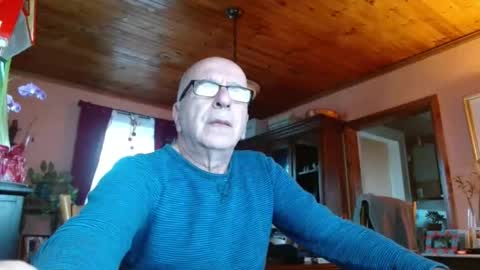 Snapshot of mauriceandre chatting on 26, 1, 2025 Maurice online show from 26, 1, 2025