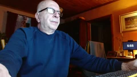 Snapshot of mauriceandre chatting on 29, 1, 2025 Maurice online show from 29, 1, 2025