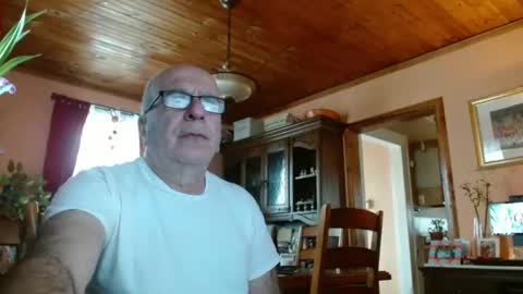 Snapshot of mauriceandre chatting on 12, 2, 2025 Maurice online show from 12, 2, 2025
