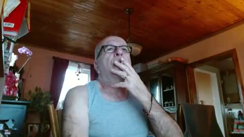 Snapshot of mauriceandre chatting on 6, 3, 2025 Maurice online show from 6, 3, 2025