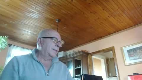 Snapshot of mauriceandre chatting on 25, 3, 2026 Maurice online show from 25, 3, 2026