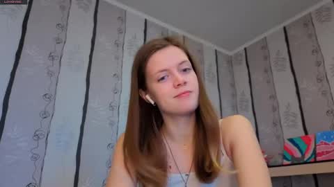 Snapshot of maurineneverman chatting on 5, 5, 2026 Lucy online show from 5, 5, 2026