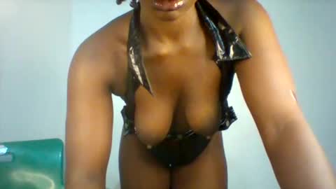 Maverlous pussy online show from 19, 2, 2026