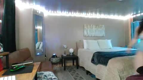 mavismable online show from 12, 4, 2026