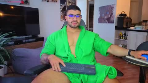 Max online show from 30, 11, 2025