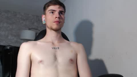 max_denver05 online show from 17, 9, 2025