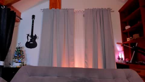 max D. online show from 9, 12, 2024