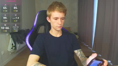 Max Gen with tats 24years  And Ethan without tats 20 years online show from 28, 12, 2024