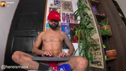 Snapshot of max_greenn chatting on 23, 1, 2025 Max Follow me IGX hereismaxx online show from 23, 1, 2025