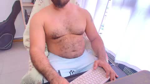 max_love25 online show from 11, 4, 2026