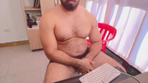 Snapshot of max_love25 chatting on 25, 4, 2026 max_love25 online show from 25, 4, 2026