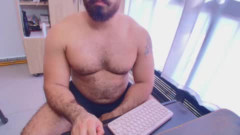 Snapshot of max_love25 chatting on 10, 5, 2026 max_love25 online show from 10, 5, 2026