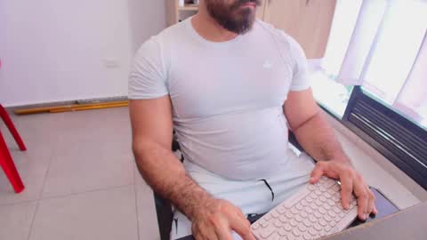 Snapshot of max_love25 chatting on 16, 5, 2026 max_love25 online show from 16, 5, 2026