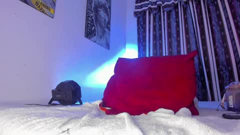 Snapshot of max_val chatting on 23, 12, 2024 Max online show from 23, 12, 2024