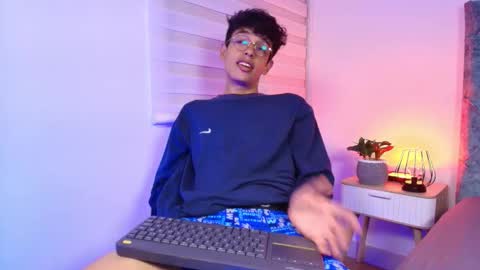 M A X F R O S T   online show from 9, 1, 2026