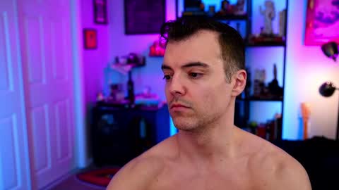 Max Hughes online show from 11, 11, 2025