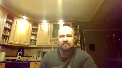 Snapshot of maxhunter chatting on 26, 11, 2025 maxhunter online show from 26, 11, 2025