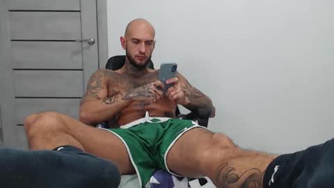 Maximus Fox online show from 9, 10, 2025