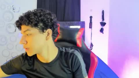 Maximiliano online show from 14, 11, 2025