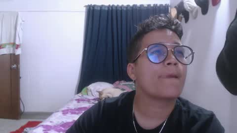 Snapshot of maximilianoandalice chatting on 18, 10, 2025 maximilianoandalice online show from 18, 10, 2025