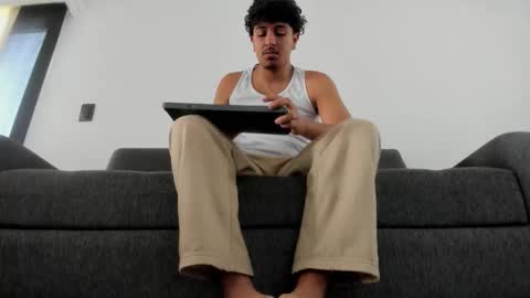 maximo__77 online show from 14, 1, 2026