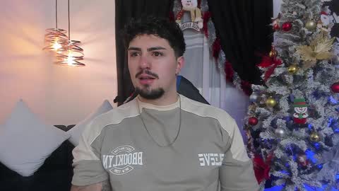 Snapshot of maximo_rodriguez chatting on 11, 12, 2024 Maximo online show from 11, 12, 2024