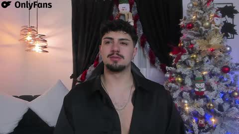 Snapshot of maximo_rodriguez chatting on 24, 12, 2024 Maximo online show from 24, 12, 2024