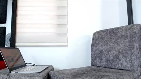 Maximo Sebastian online show from 22, 12, 2025