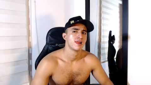 Maximo Sebastian online show from 25, 6, 2026