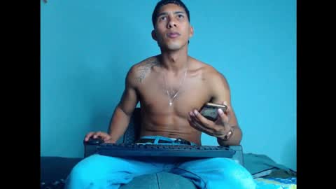 Maximo Aron Vega online show from 16, 12, 2024