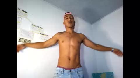 Maximo Aron Vega online show from 2, 3, 2026