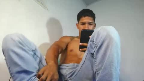 Maximo Aron Vega online show from 1, 4, 2026