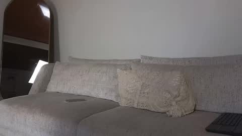 Sebastian online show from 6, 2, 2025