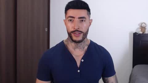 Independent Model online show from 17, 12, 2024