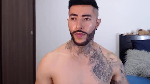 Independent Model online show from 1, 1, 2025