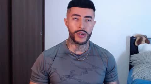 Independent Model online show from 7, 1, 2025