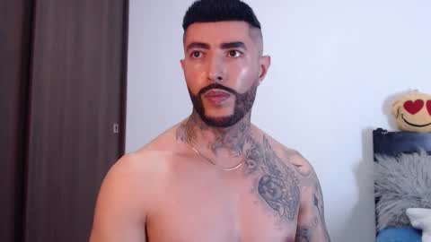 Independent Model online show from 12, 1, 2025