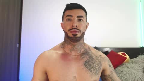 Independent Model online show from 16, 4, 2026