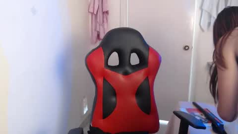 maxinesex_ online show from 20, 10, 2025