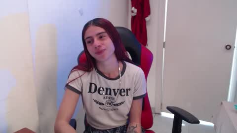 Snapshot of maxinesex_ chatting on 6, 5, 2026 maxinesex_ online show from 6, 5, 2026